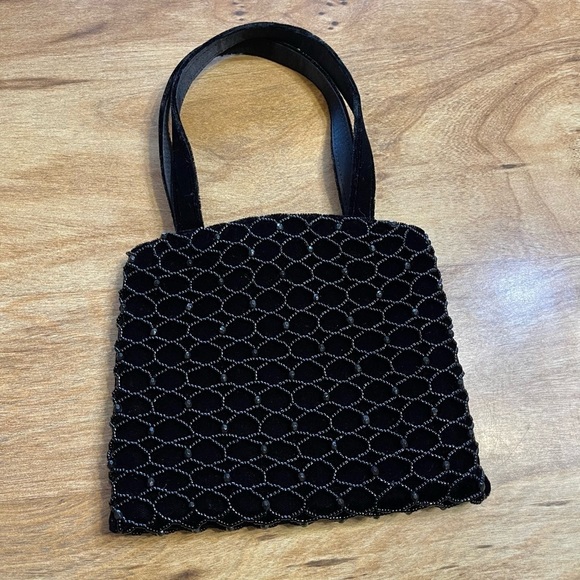 Vintage Glass Beaded Velvet Purse - Picture 2 of 5